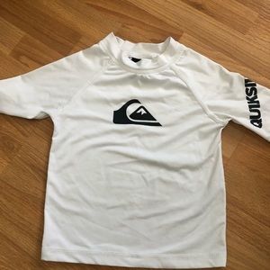 Quicksilver boys rashguard